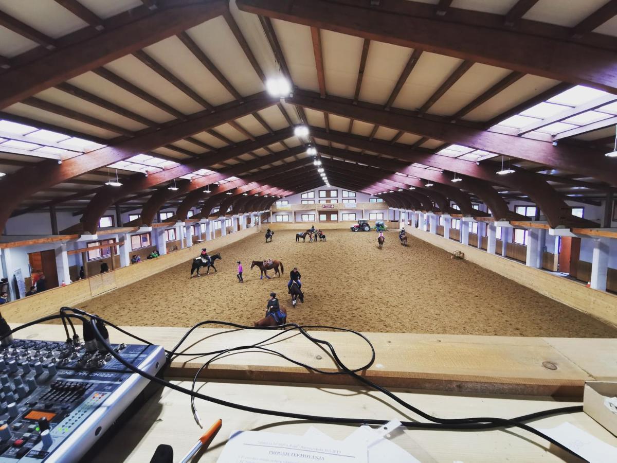 ホテル Ranch Marina Koce エクステリア 写真